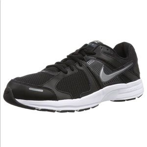 Nike Dart 10 Running Shoes